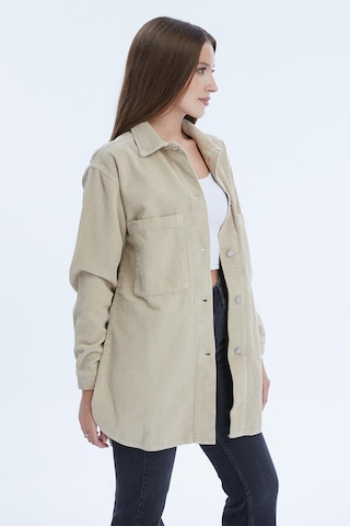 Selectmoda Kadın Çift Cepli Düğme Kapamalı Fitilli Gömlek Taş