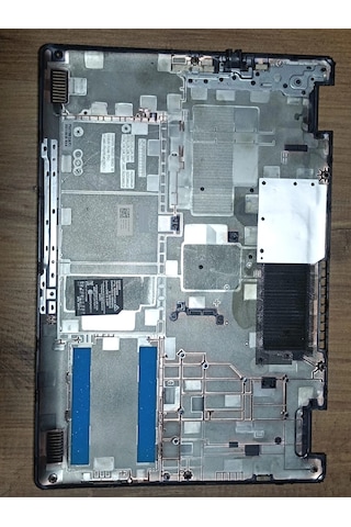 Dell Vostro 3500 S/n 261mph3 Alt Kasa