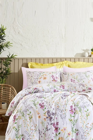 Lastikli Çarşaflı Çift Kişilik Çift Taraflı Nevresim Takımı Flowers Çok Renkli