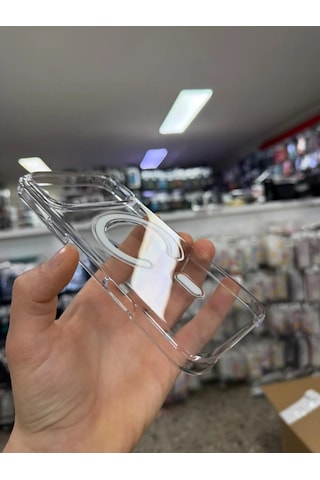 İphone 17 Pro Max İle Uyumlu Magsafe Özellikli Kristal Netlik Sararmaz Pc Clear Case Şeffaf