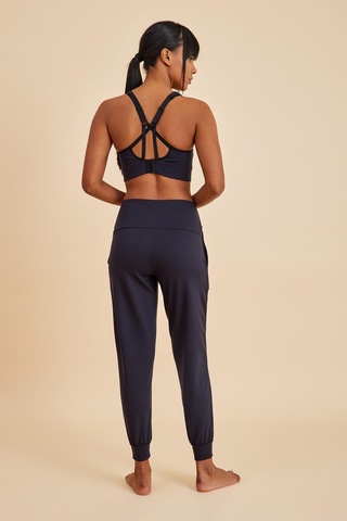Sportive Siyah Light Touch Bilekten Lastikli Yüksek Bel Jogger Kadın Eşofman Alt Siyah