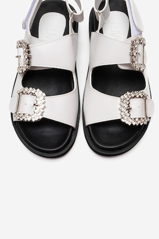 Luvishoes Luvi Shoes Olımpa Beyaz Taşlı Cırtlı Kadın Düz Sandalet Beyaz