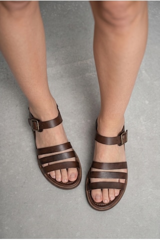 Giamgia Store Giamgia Kahverengi Kadın Düz Taban Bilekten Ayarlamalı Klasik Sandalet-2410