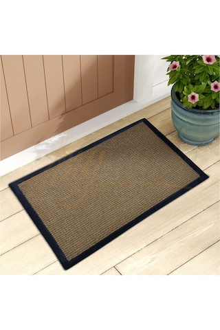 Bej Halıdan Çamur Ve Toz Sıyırıcı Çerçeveli Kapı Önü Paspası