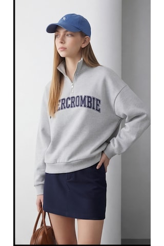 Modeva Global Kadın Gri Yarım Fermuarlı Oversize Sweatshirt Baskılı, Yumuşak Dokulu, Günlük & Spor Şık Açık Gri