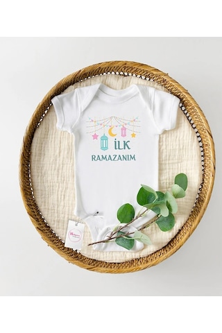 Hediyenza İlk Ramazan Özel Tasarım Bebek Zıbın Pamuklu Çıtçıtlı Body Beyaz Hediyenza İlk Ramazan Özel Tasarım Bebek Zıbın Pamuklu Çıtçıtlı Body Beyaz