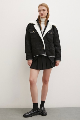 Never More Süet İçi Peluşlu Mont Siyah Siyah