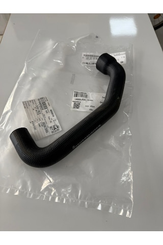 W124 M111 Motor Radyatör Üst Hortum 1245016382