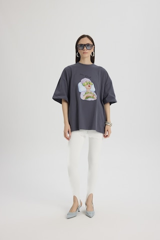 Mai Studios Co. Mood Oversize Füme T-shirt Füme