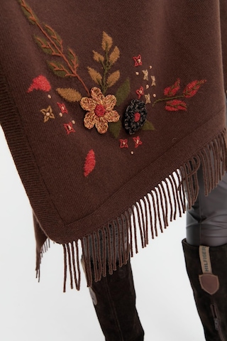 Desen Triko Kadın Papatya İşlemeli Püsküllü Yün Şal 24028 M. Kahve M. Kahve Kahverengi