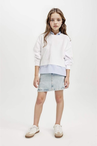 DeFacto Kız Çocuk Relax Fit Bisiklet Yaka Etek Ucu Detaylı Sweatshirt D0703A824AUWT34 Beyaz