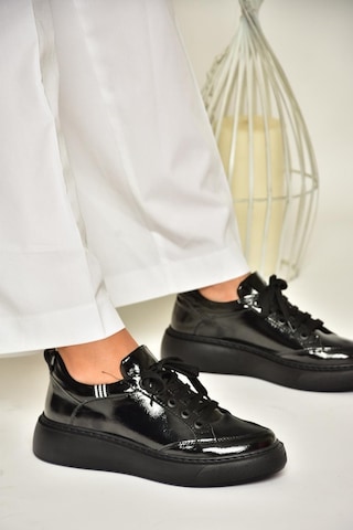 Fox Shoes S274048408 Siyah Rugan Kadın Spor Ayakkabı Sneakers Siyah