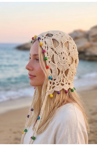 Kervan Pazarı Kadın İthal El Örgüsü Bohem Tarzı Çiçek Motifli Uzun Boncuklu Saç Filesi Bandana Krem
