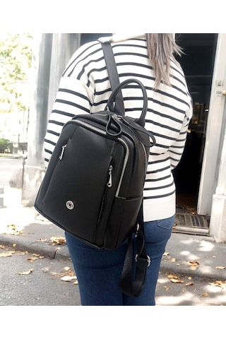 Kadın Deri Sırt Çantası Çok Gözlü 8683255013753 Siyah