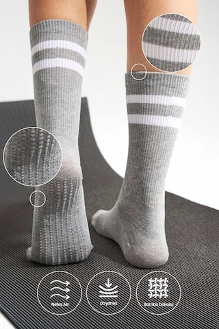 Bambu Kadın Gri Kaydırmaz Taban Silikon Baskı Yoga Fitness Pilates Bale Dans Tenis Çorabı Çok Renkli