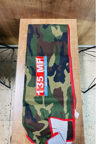 Massey Ferguson 135 Asgari Branda Ve Düz Kırmızı Koltuk Kılıfı