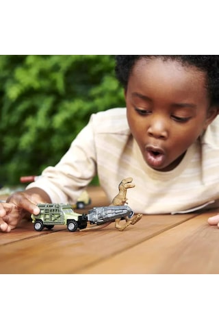 Matchbox Jurassic World Dinozor Taşıyıcı Araçlar Tyranno-Hauler H
