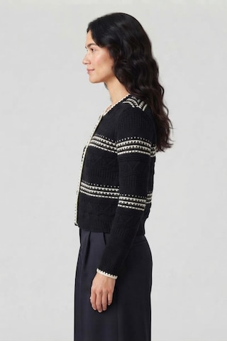 Soft&Basic Kadın Kontrast Fırfırlı Crop Triko Hırka Geometrik Desenli Düğmeli Hırka Siyah