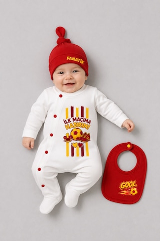 Babyden's 3'lü Bebek Tulum Seti %100 Pamuk Taraftar Temalı Sarı Kırmızı İlk Maçıma Hazırım Baskılı Şapka Önlük Seti