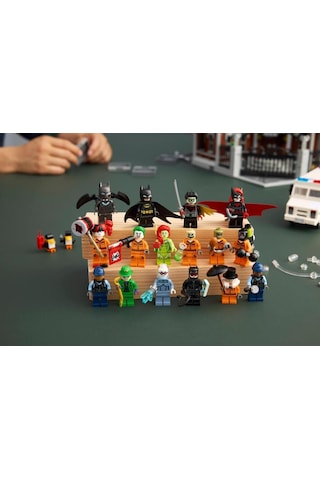 Lego 76300 Batman Arkham Asylum