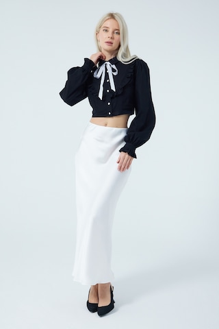 Fiyonk Fırfır Detaylı Poplin Gömlek Siyah