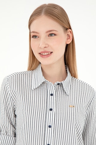 U.S. Polo Assn. Kadın Lacivert Uzun Kollu Çizgili Gömlek 50297106-VR033