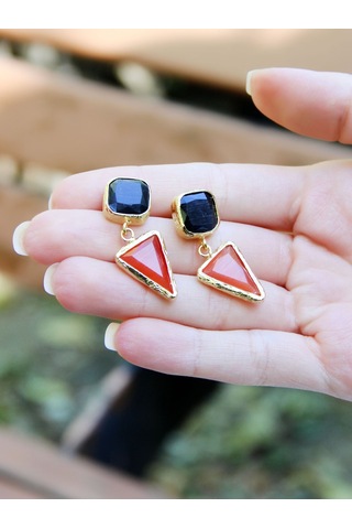 Kare Üçgen Modelli Kedigözü Cam Gold Kaplamalı Kadın Küpe Euku24sk Kırmızı