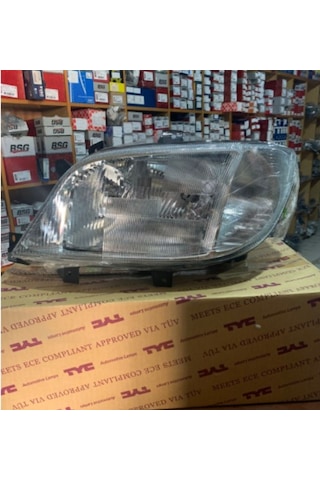Sprinter Yıl 00-03 Arası Tyc Sol Far Sis Lambalı A9018201461