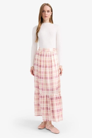DeFacto Desenli Esnek Belli Saten Maxi Etek F2726AX25SMPN441 Pembe