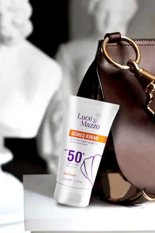 Luce & Mazzo Çok Yüksek Koruyucu Yüz Vücut Güneş Kremi SPF50+ 50 ML