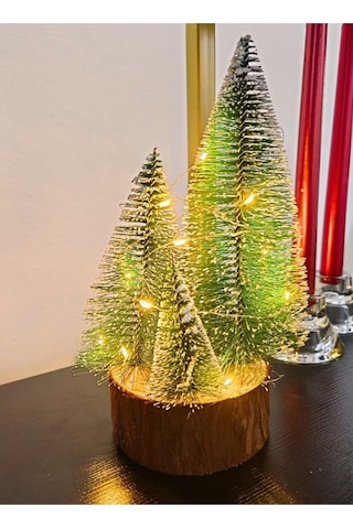 Led Işıklı Nevada Çam Ağaçları 4 Lü Set Büyük Meşe Kütüklü Led Işıklı 22 Cm Büyük Boy Çam Ağaçları Seti 20 CM