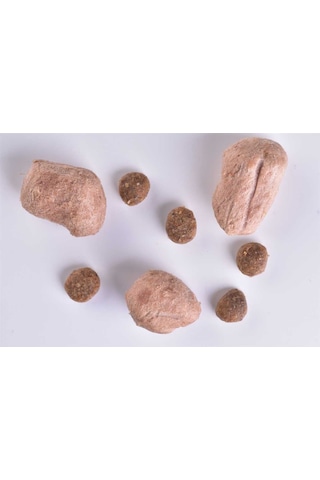 Brit Care Raw Delights Hipoalerjenik Hindi Etli Ve Karidesli Tahılsız Küçük Irk Yetişkin Kedi Maması 2kg