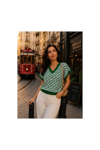 Hira Life Fashion Sfg Life Moda Kadın V Yaka Kare Desenli Şık Süveter Yeşil Yeşil