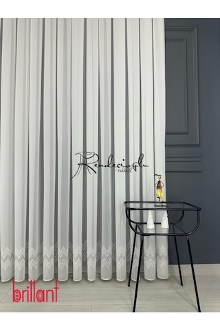 Tül Pertül Perde Brillant Marka Örme Kumaş Yapısı İle Beta Desende Brillant Marka Bambu Zemin Albert Desen Ekru