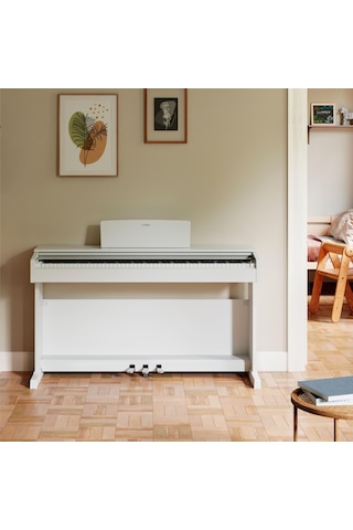 Yamaha Arıus Ydp-145 Dijital Piyano, Beyaz Yeni Başlayanlar Ve Hobi Oyuncuları İçin Klasik Ve Şık Dijital Piyano
