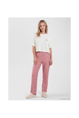 LC Waikiki Alıta Cıty Farkıyla Lcw Young Kırmızı Penye Baskılı Kısa Kollu Kadın Pijama Takım Kirmizi - 929503400 Kirmizi