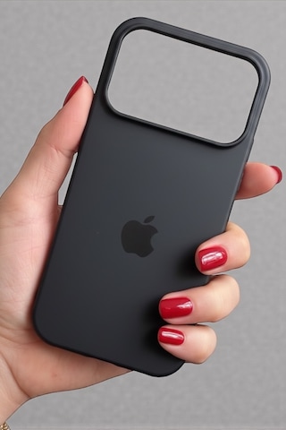 Iphone 17 Pro Max Uyumlu Kılıf Logolu Lansman Soft Yumuşak Içi Kadife Silikon Kapak Siyah Iphone 17 Pro Max Uyumlu Kılıf Logolu Lansman Soft Yumuşak Içi Kadife Silikon Kapak Siyah