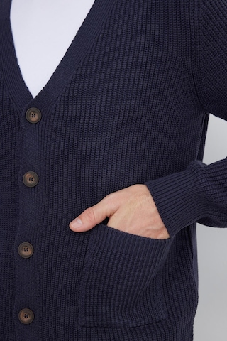 Tudors Erkek Standart Fit Normal Kesim V Yaka Düğmeli Lacivert Hırka-41864 Lacivert
