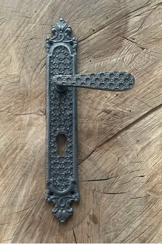 ANTİK OKSİT SİYAH KAPI KOLU PİRİNÇ YALE AHŞAP KAPI KOLU PİRİNÇ EL