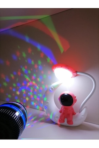 Işık Kasabası 2 Yıldız Yansımalı Rgb Projeksiyon Sihirli Küre Ve Astronot Hem Masa Hem Gece Lambası Siyah 20 X 10