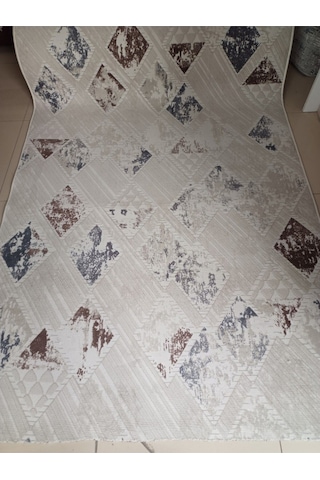 Venüs Renkli Klasik Yıkanabilir Kaymaz Taban Dört Mevsimlik Salon, Banyo, Balkon, Genç Odası Kesme Halı Çok Renkli