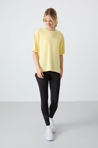 Tommy Life Sarı Penye Modal Yumuşak Tuşeli Oversize Fit Basic Kadın T-shirt- 97285 Sarı