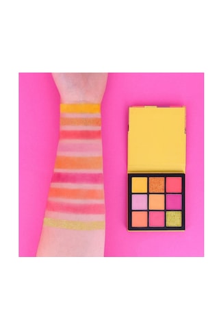 Lovely Surprise Me Eyeshadow Palette 9'lu