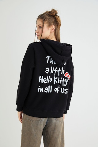 Hello Kitty Lisanslı Baskılı Kapüşonlu Kalın Sweatshirt Çok Renkli