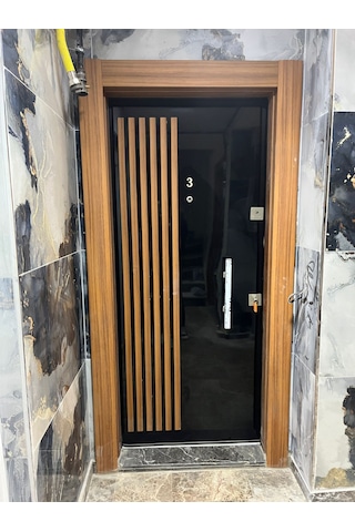 Çelik Kapı Modelleri Ahşap Kaplama Kabartmalı Daire Kapısı Sol 3