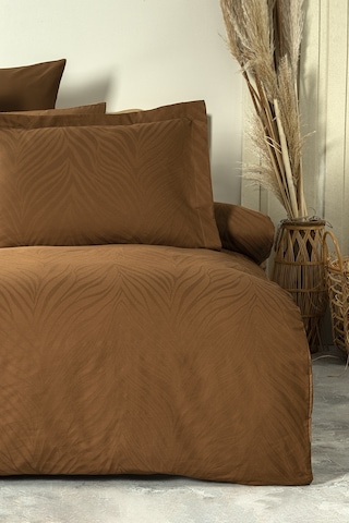Pierre Cardin Jakarlı Saten Nevresim Takımı Çift Kişilik Zebra Kahve Kahverengi