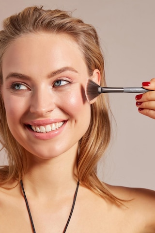 Alix Avien Aydınlatıcı Fırçası Fan Brush