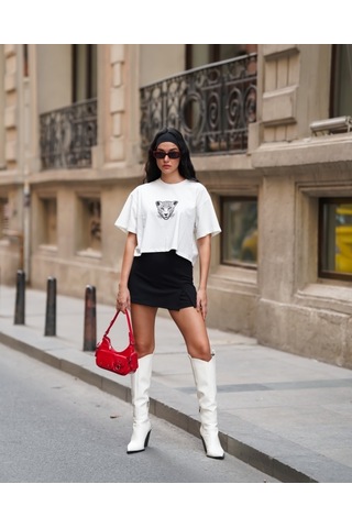 Kadın Bisiklet Yaka Kısa Kollu Oversize Crop Tshirt Ekru