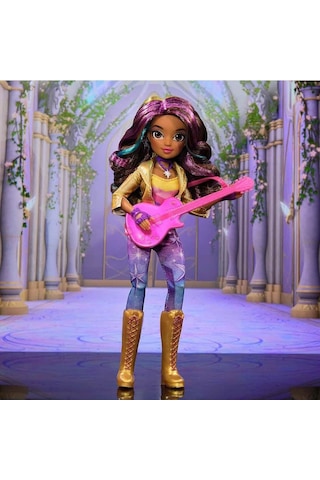 Unicorn Academy Sophia Moda Bebeği - 24 Cm Hareketli Figür Ve Aksesuar Seti
