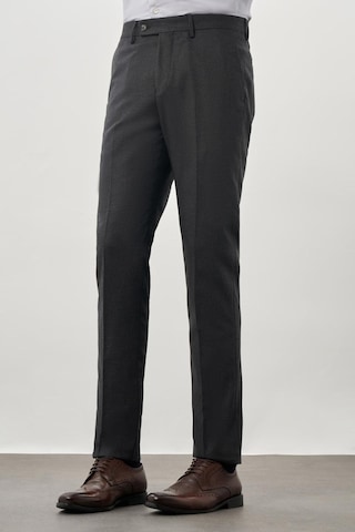 İmza Koyu Antrasit Düz Bez Ayağı Esnek Yan Cep Slim Fit Classic Pantolon 1003245207 070 Koyu Antrasit